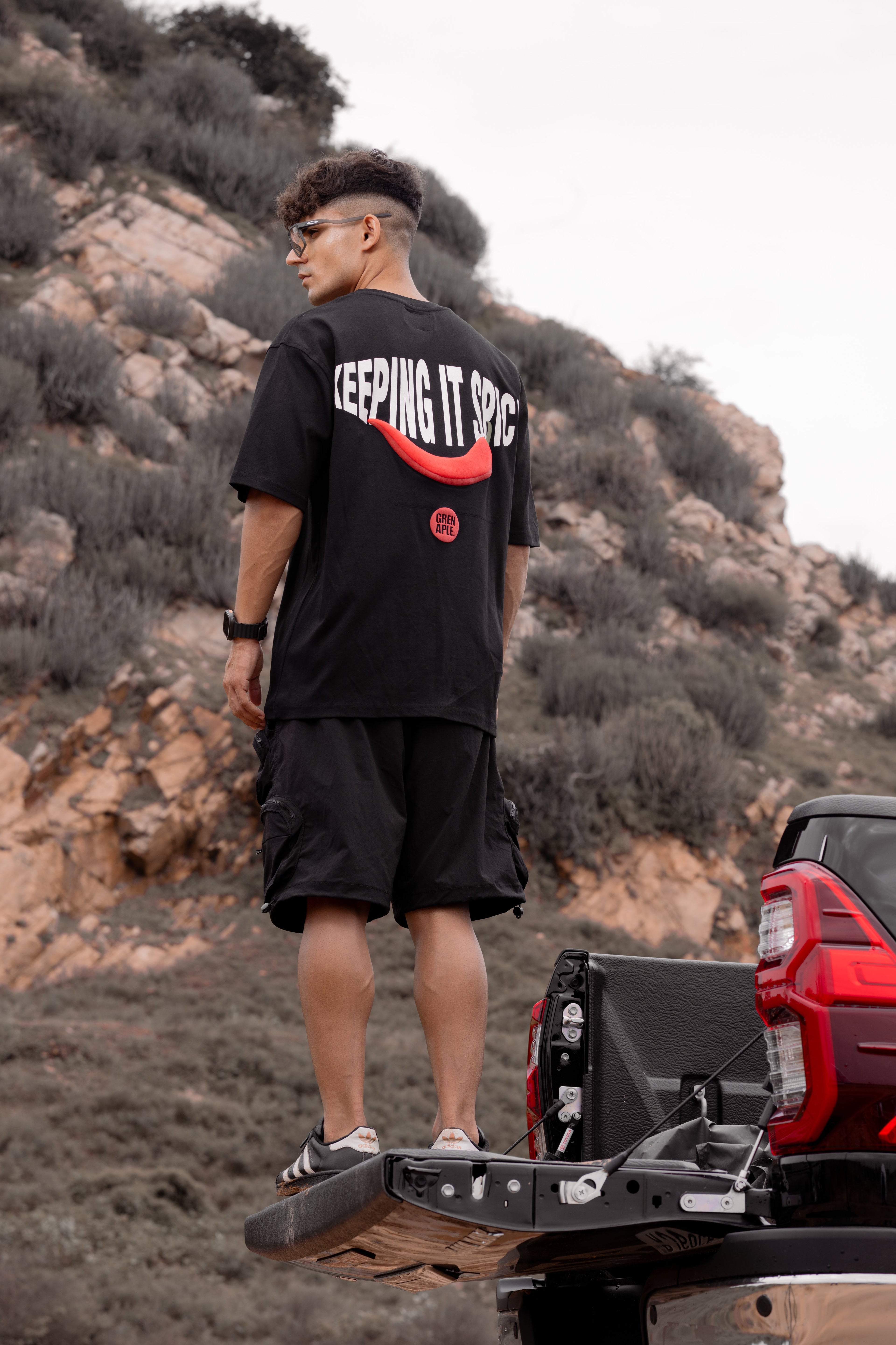 TOP WEAR