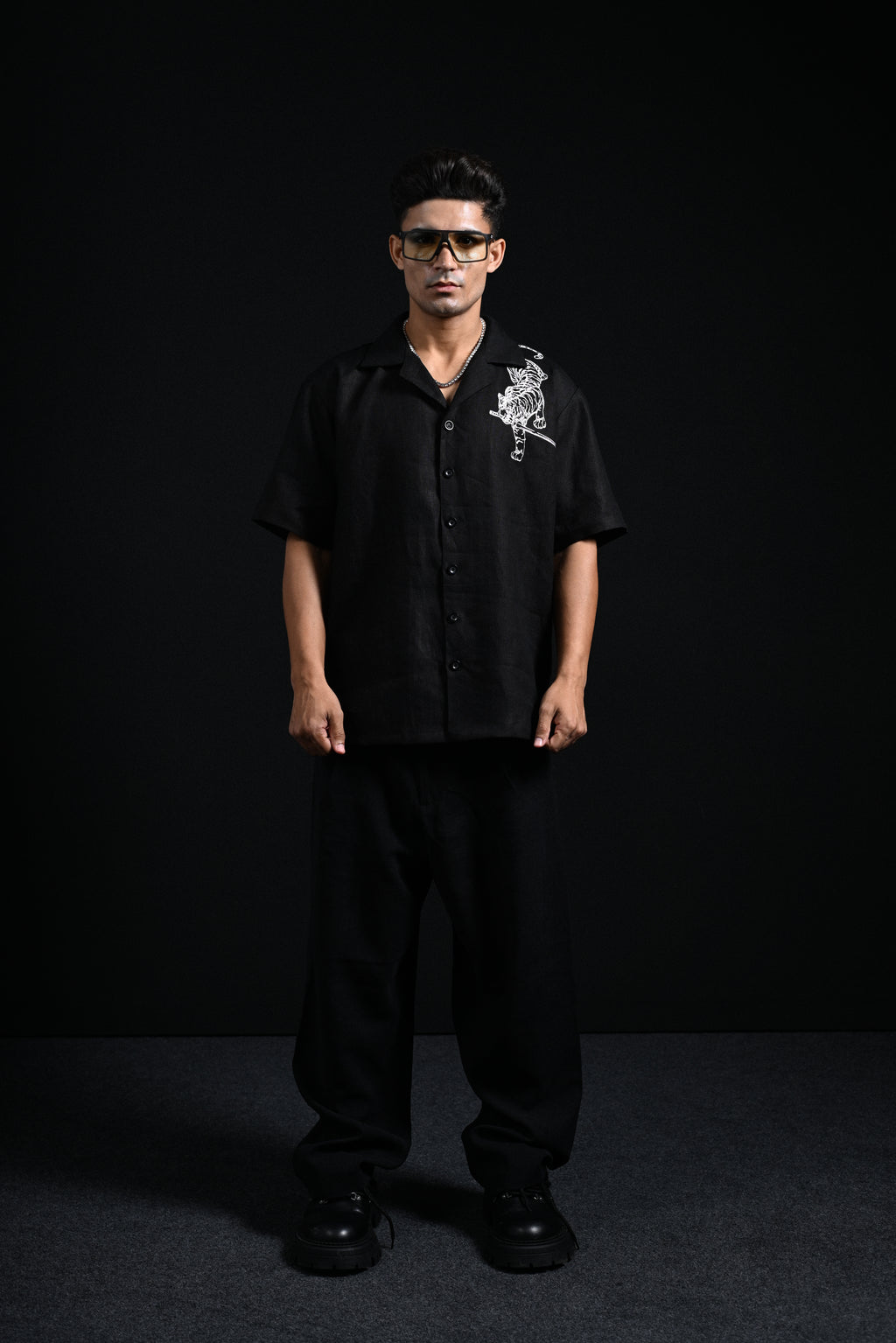 THE TIGER'S BLADE LINEN SHIRT