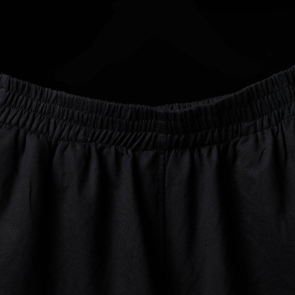 BASIC SLOGAN SHORTS