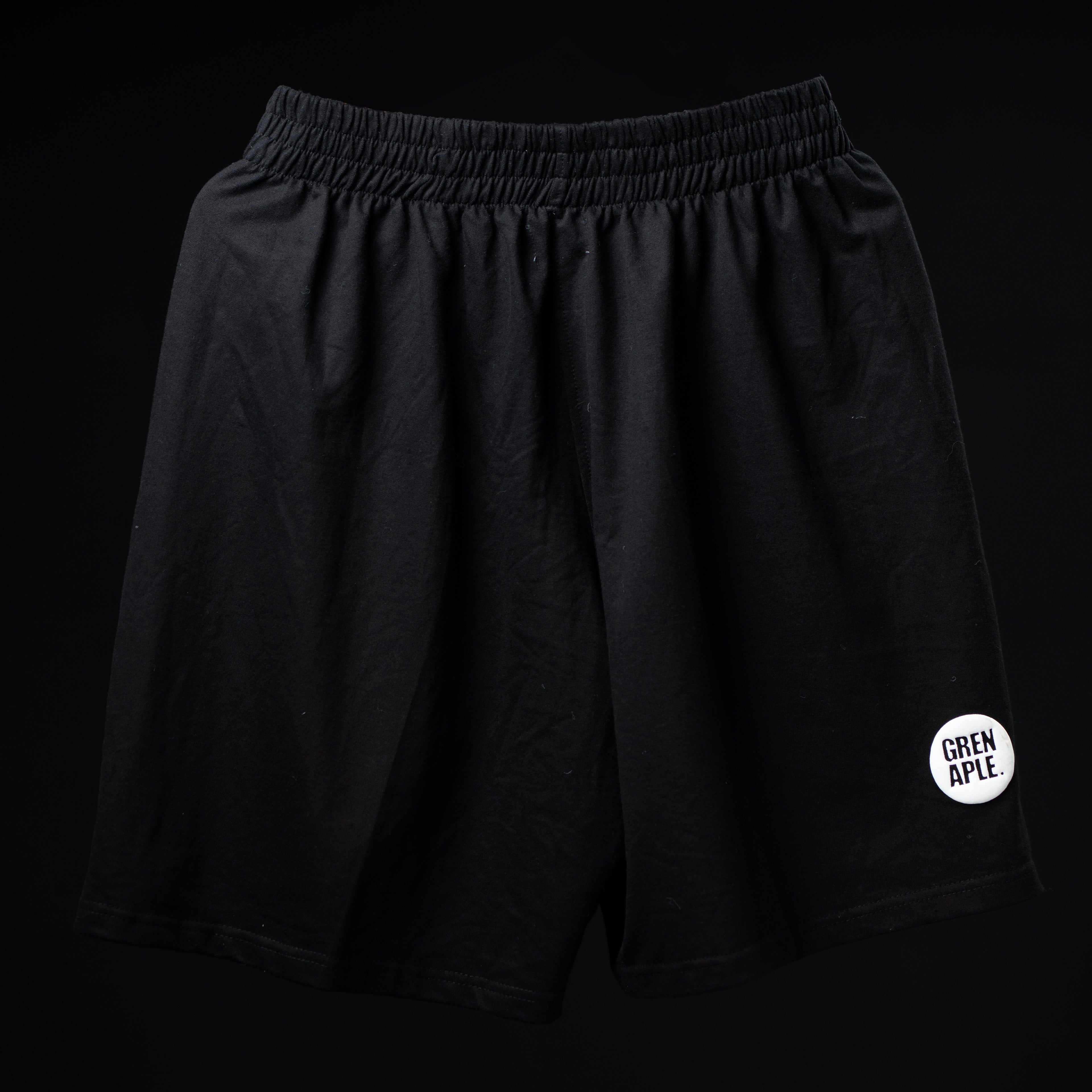 BASIC SLOGAN SHORTS