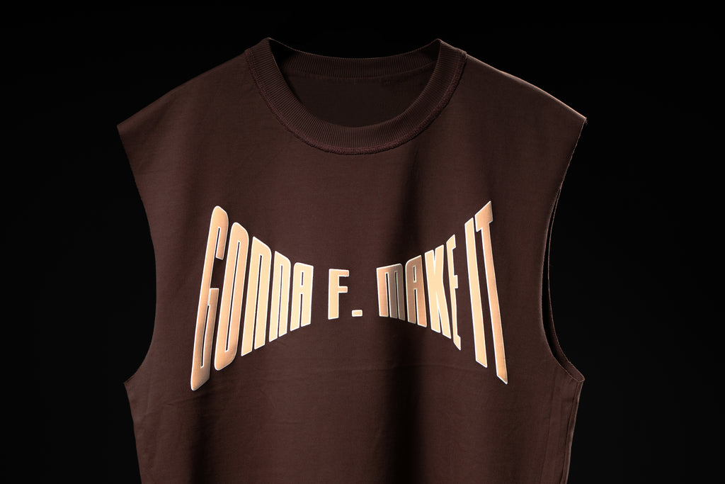 SLOGAN OVERSIZED TANK