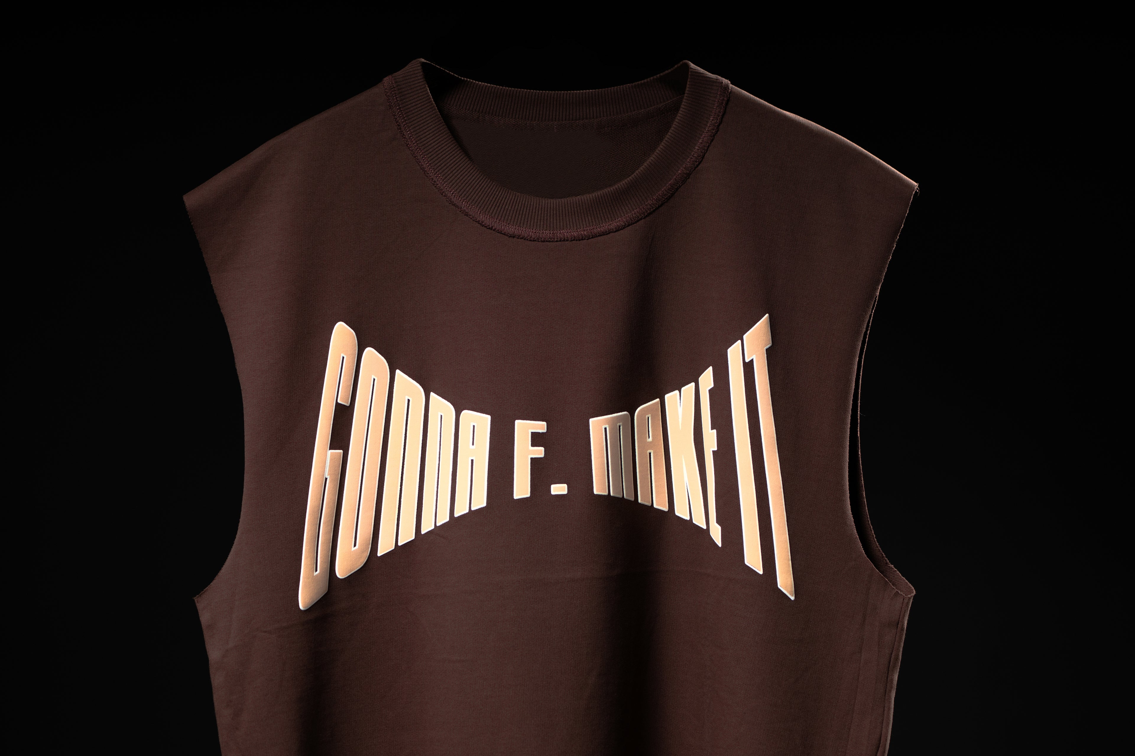 SLOGAN OVERSIZED TANK